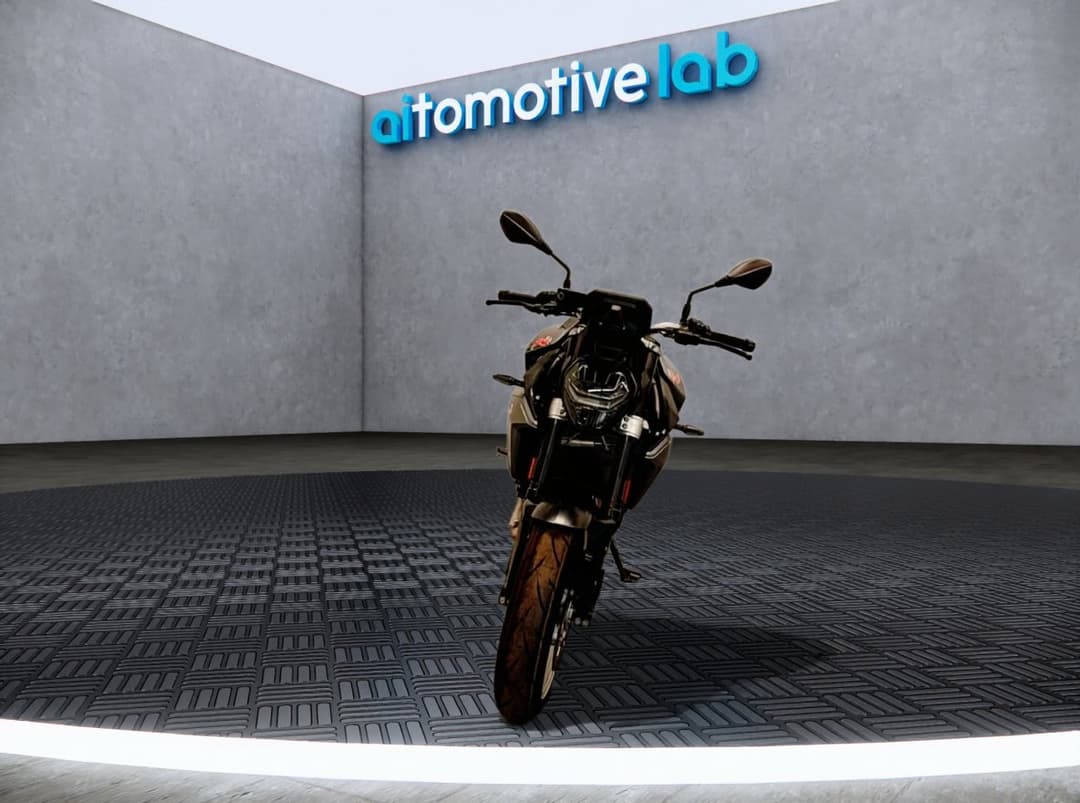 Auto vista 3/4 anteriore - sfondo rimosso