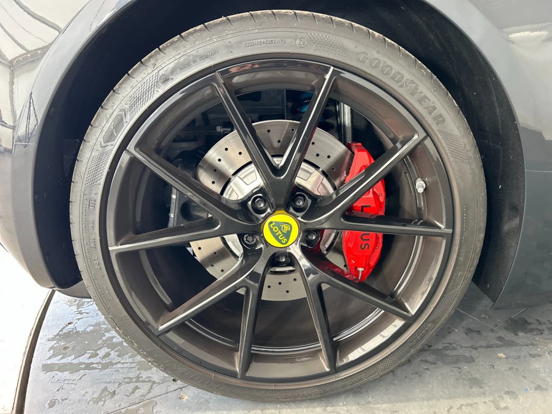 Dettaglio ruota Prima